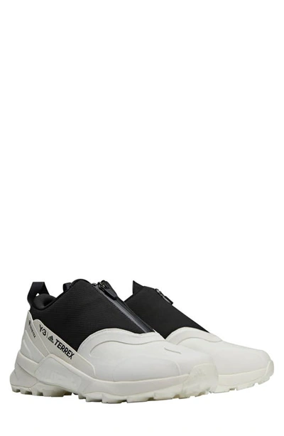 Y-3 Terrex Swift Low In White