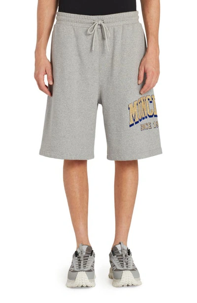 Moncler Logo-print Shorts In Grey