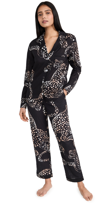 Desmond & Dempsey Womens Long Sleeve Jaguar Pyjama Set In Black