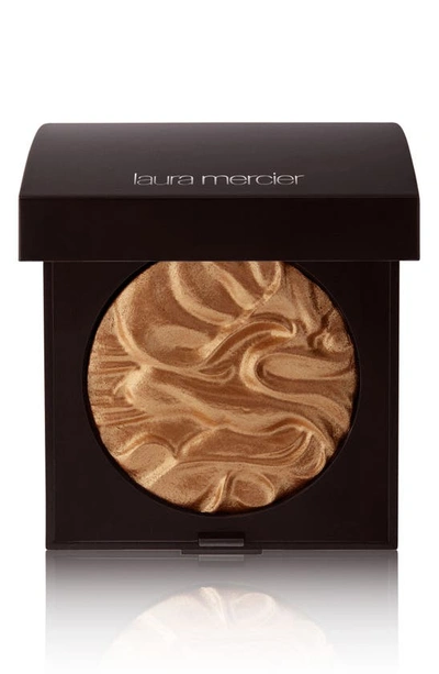 Laura Mercier Face Illuminator Highlighting Powder In Seduction