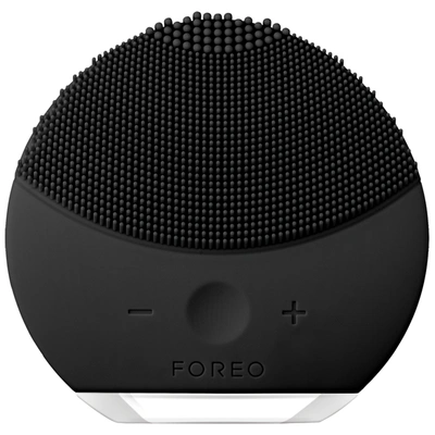 Foreo Black Luna™ Mini 2 Compact Facial Cleansing Device