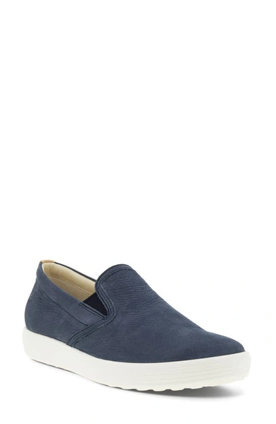 Ecco Soft 7 Water Resistant Slip-on Sneaker In Marine/ Powder