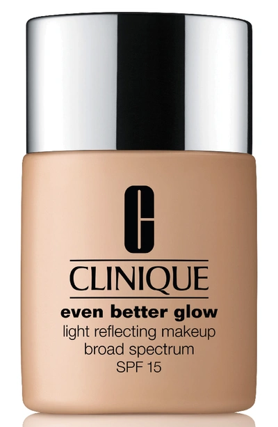 Clinique Even Better Glow Light Reflecting Makeup Broad Spectrum Spf 15, 1.0 Oz./ 30 Ml, Vanilla In Cn 70 Vanilla