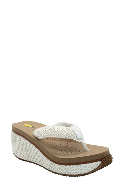 Volatile Island Platform Flip Flop In White