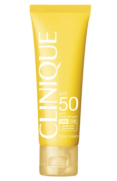 Clinique Broad Spectrum Spf Sunscreen 30 Oil-free Face Cream In Beige