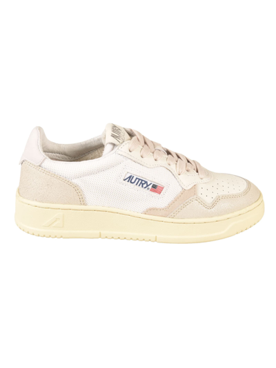 Autry Medalist Low Sneakers In Weiss
