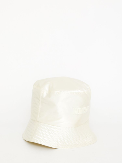Moncler Logo Embroidered Bucket Hat In Beige