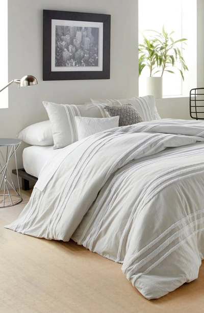 Dkny Chenille Stripe Comforter & Shams Set In Silver