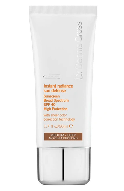 Dr Dennis Gross Skincare Instant Radiance Sun Defense Sunscreen Broad Spectrum Spf 40 Medium/deep 1.7 oz In Med Deep