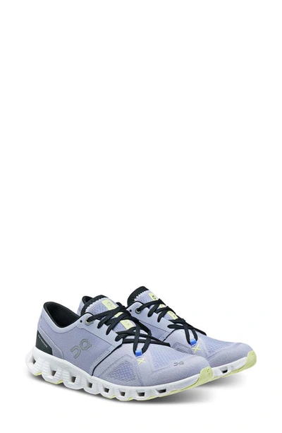 On Cloud X 3 Running Trainers In Nimbus/ White