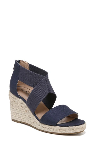 Lifestride Thrive Espadrille Platform Wedge Sandal In Navy Fabric