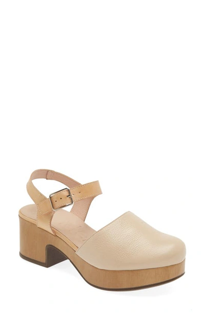 Wonders Platform Clog In Wild Natural/ Pergamena Sand