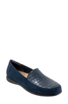 Trotters Deanna Flat In Navy Micro/croco