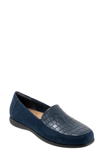 Trotters Deanna Flat In Navy Micro/croco