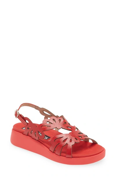 Wonders Platform Slingback Sandal In Lack Rojo