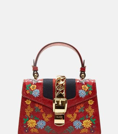 Gucci Mini Sylvie Embroidered Shoulder Bag In Red