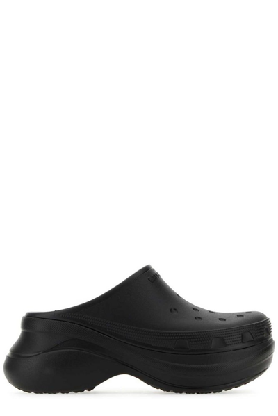 Balenciaga X Crocs 5 Platform Rubber Clogs In Black