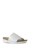 Munro Casita Slide Sandal In Metallic White Shimmer