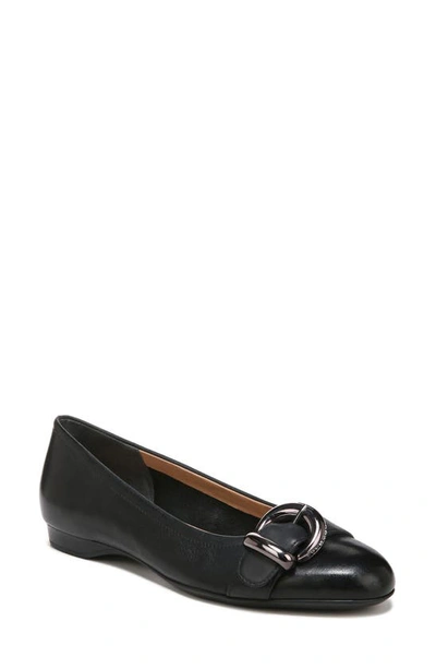 Naturalizer Polly Skimmer Buckle Flat In Black