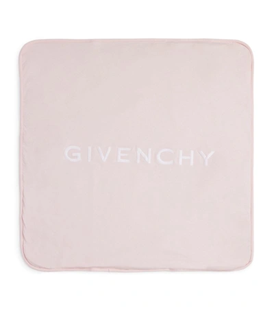 Givenchy Padded Logo Blanket In Pink