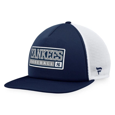 Majestic Men's  Navy, White New York Yankees Foam Trucker Snapback Hat In Navy,white