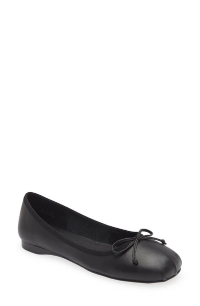 Jeffrey Campbell Tutu Ballet Flat In Black