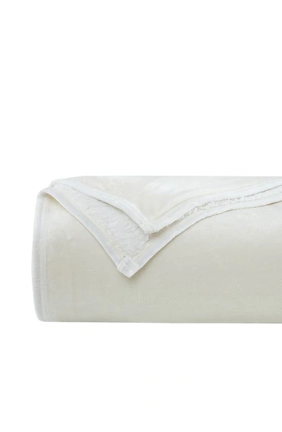 Southshore Fine Linens Microfleece Faux Shearling Lined Reversible Throw Blanket In Cream