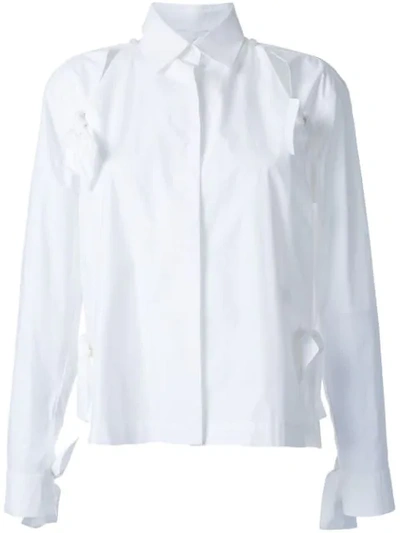 Roberts Wood Bow Detail Split Shirt In White