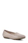 Cliffs By White Mountain Gracefully Loafer In Lt Taupe/ Smooth