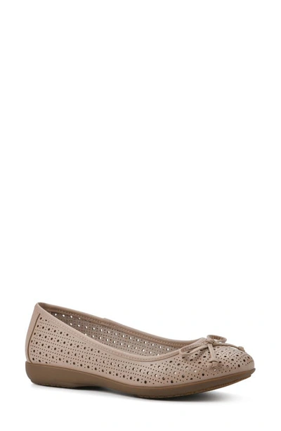 Cliffs By White Mountain Cheryl Ballet Flat In Natural Burnished Smooth
