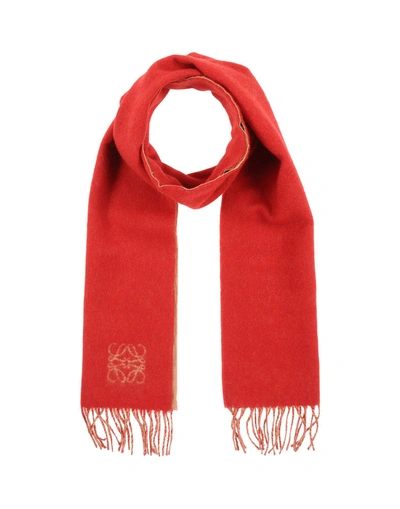 Loewe 装饰领与围巾 In Red