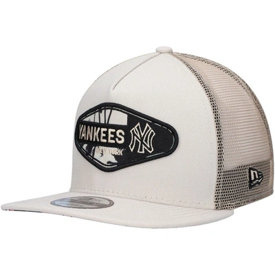 New Era Men's  Natural New York Yankees Retro Beachin' Patch A-frame Trucker 9fifty Snapback Hat