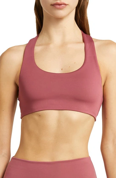 Alo Yoga Airlift Advantage Sports Bra In Mars Clay