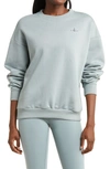 Alo Yoga Accolade Sweatshirt In Cosmic Grey