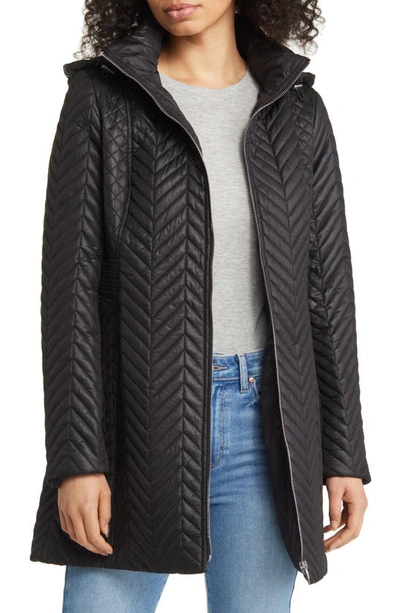 Via Spiga Herringbone Quilted Water Resistant Hooded Jacket In Black