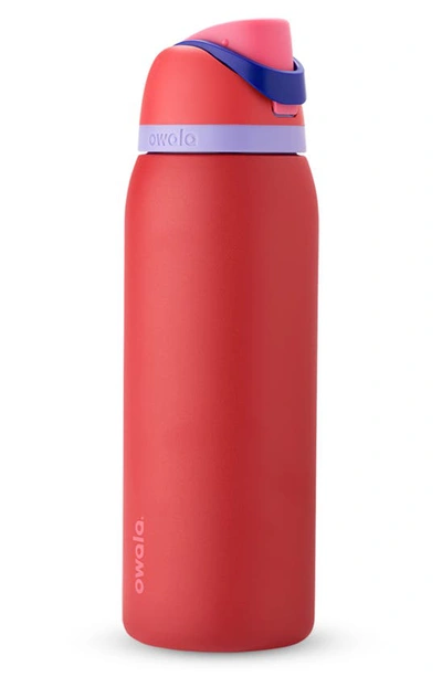Owala Freesip Stainless Steel Water Bottle In Pomegranate Parade