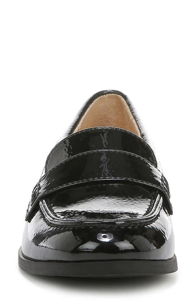 Naturalizer Milo Faux Leather Loafer In Black Patent Synthetic