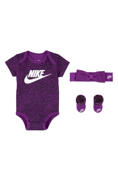 Nike Mini 3-piece Box Set In Vivid Purple