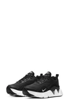 Nike Ryz 365 2 Sneaker In Black/ White