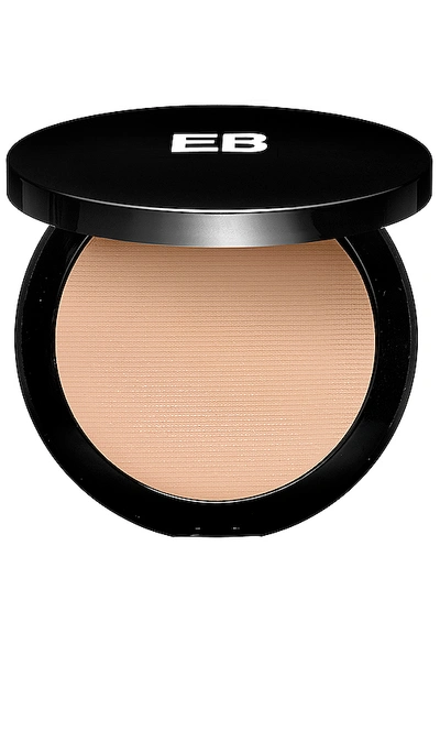 Edward Bess Flawless Illusion Compact Foundation In Medium