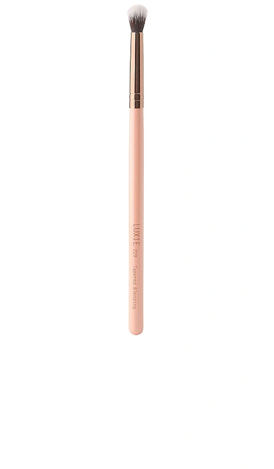 Luxie Tapered Eye Blending Brush In N,a