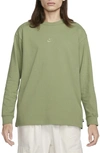 Nike Men's  Sportswear Premium Essentials Long-sleeve T-shirt In Green