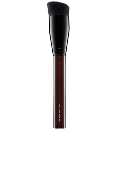Kevyn Aucoin The Angled Foundation Brush In Beauty: Na