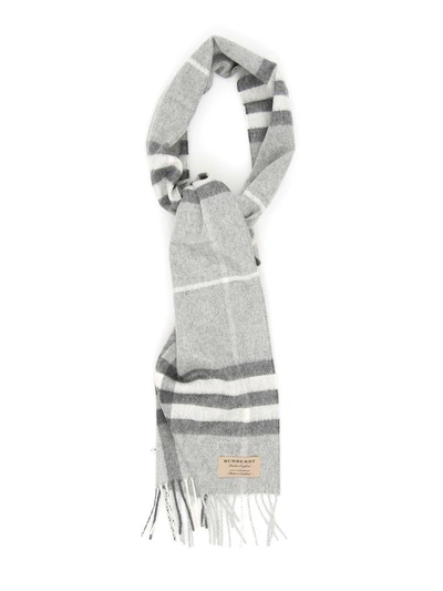 Burberry Giant Check Scarf In Pale Grey Camelgrigio