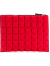 No Ka'oi Medium Grid Textured Pouch In Red