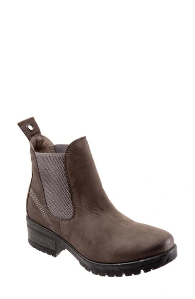 Bueno Florida Chelsea Boot In Grey Nubuck