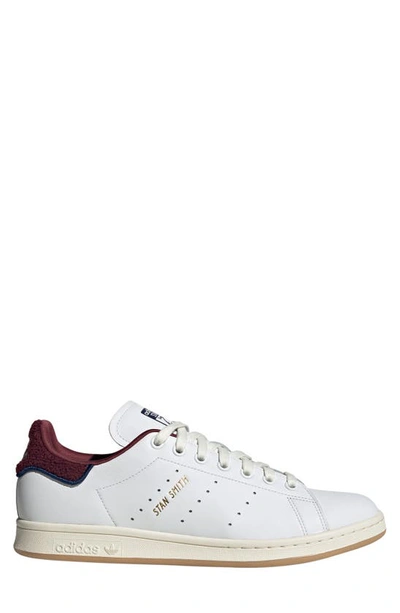 Adidas Originals Stan Smith Sneaker In White/ Off White/ Shadow Red