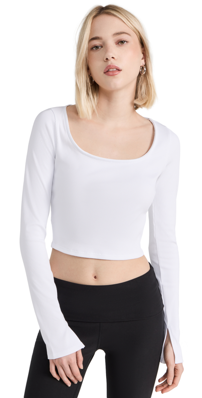 Alo Yoga Soft Rib Long Sleeve Crop Top In White