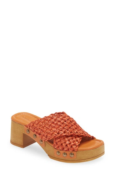 Chocolat Blu Dawn Platform Slide Sandal In Orange