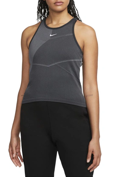 Nike Women's Dri-fit Adv Aura Slim-fit Training Tank Top In Black